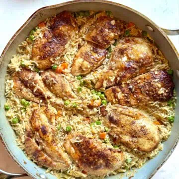 One pot chicken and fried rice, ready to serve.